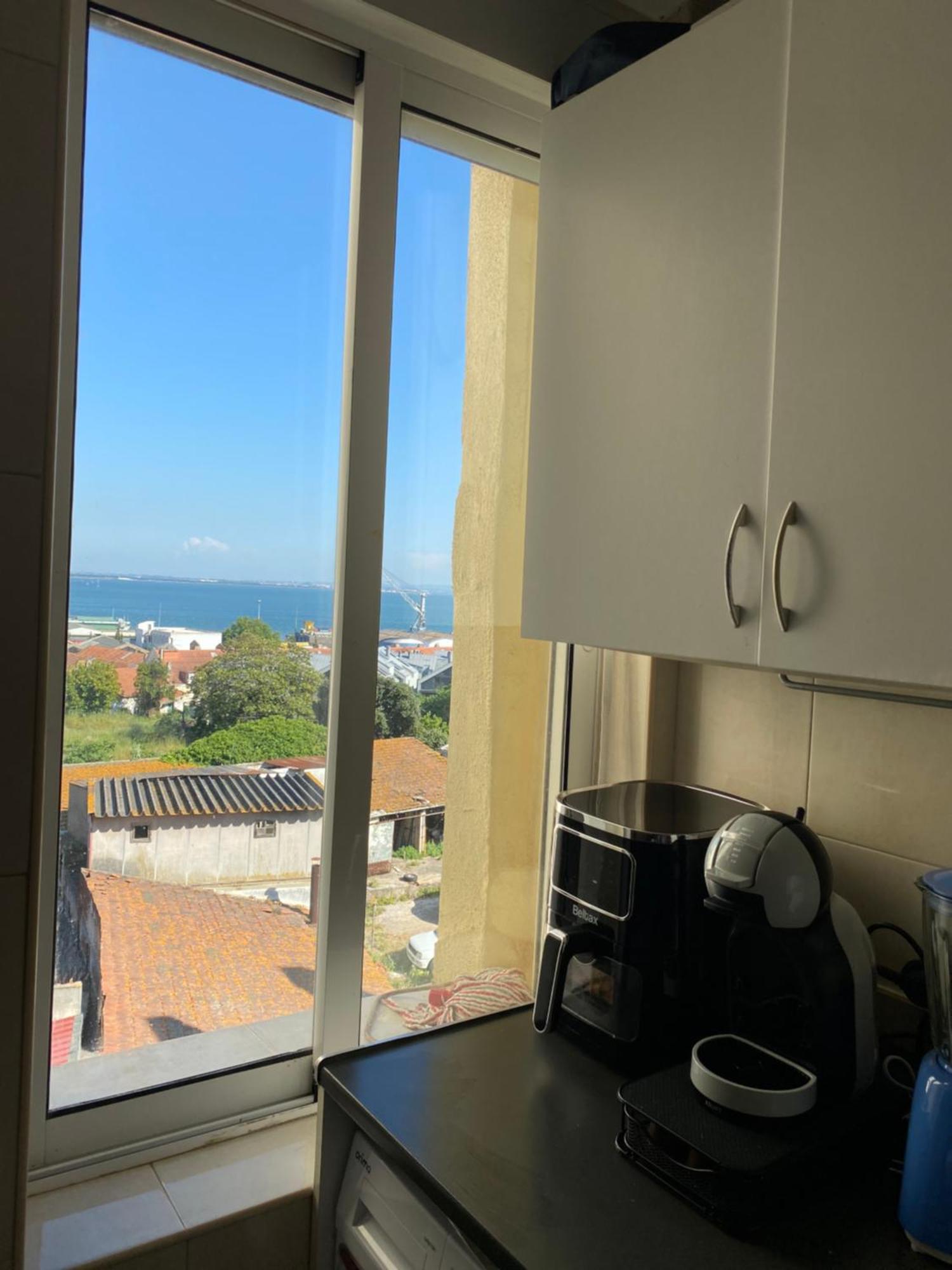 Quarto Mirante Do Tejo Apartment Lisbon Luaran gambar